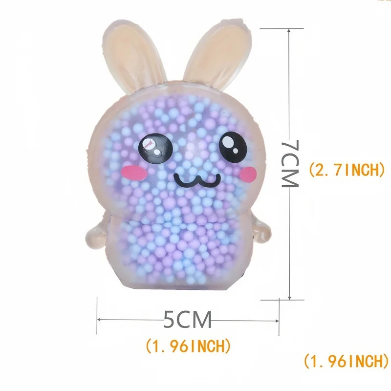 Dimensions du squishy lapin anti-stress : 7 cm de haut sur 5 cm de large