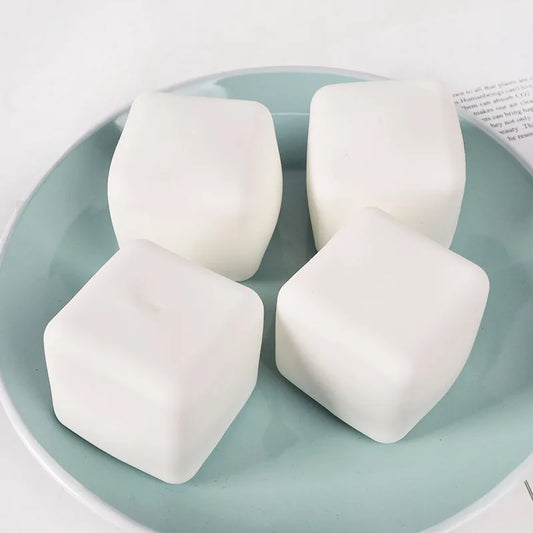 Squishy tofu sensoriel pack de 2 cubes à retour lent
